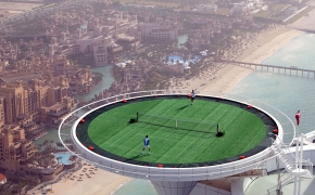 Воздушный Теннис, Эмираты как ладони на вашем рабочем столе.